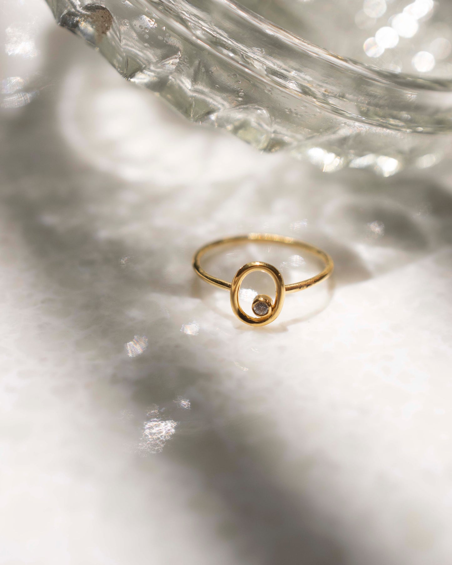 OVAL DIAMOND 14K GOLD RING