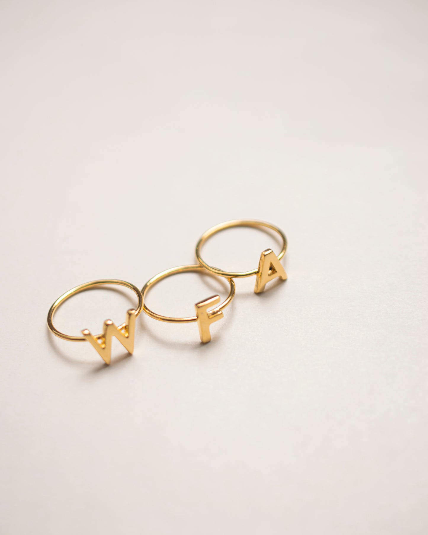 SIMPLE INITIAL RING