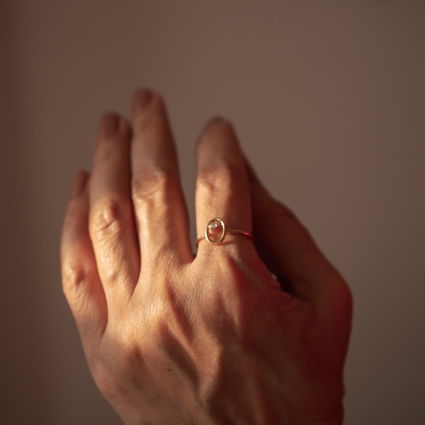 OVAL DIAMOND 14K GOLD RING