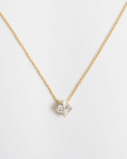 PRONGE BOLD CUSHION NECKLACE