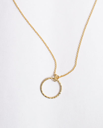 HAMMERED LOOP NECKLACE