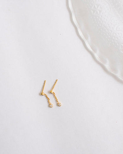 DOT CHAIN STUD EARRINGS