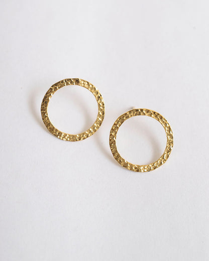 HAMMERED CIRCLE EARRINGS