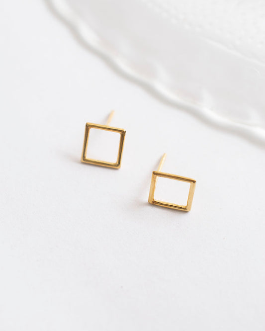 SQUARE WIRE EARRINGS