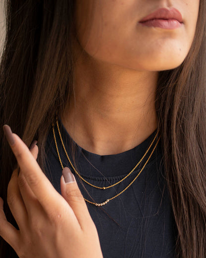 DOT CURVE LAYERED NECKLACES