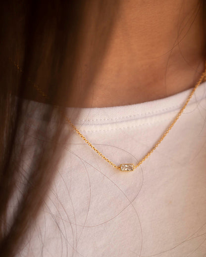 THE BAGUETTE NECKLACE