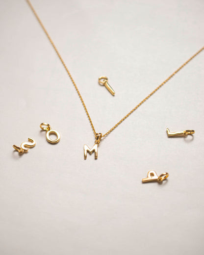 SIMPLE INITIAL CHARM NECKLACE