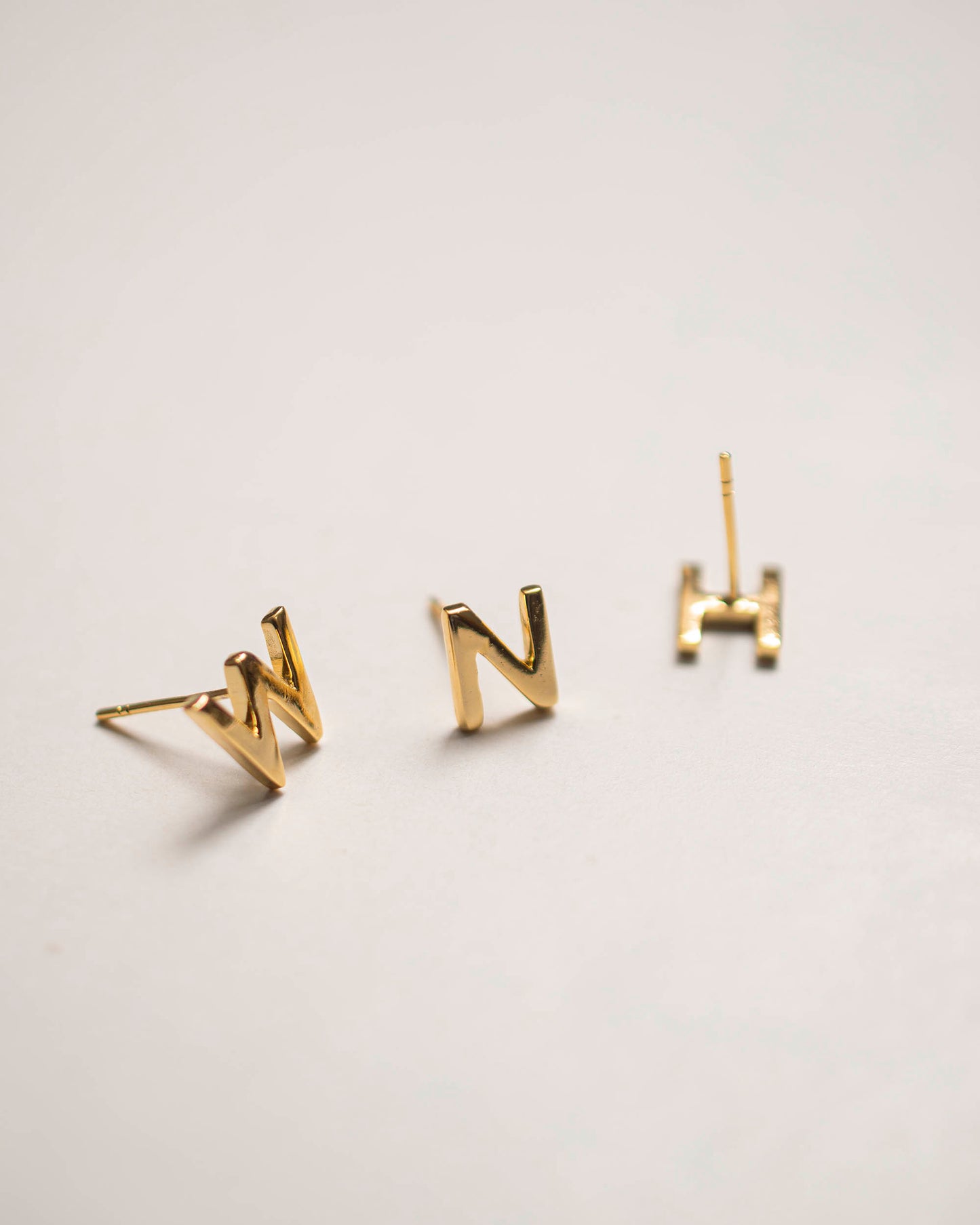 SIMPLE INITIAL EARRINGS