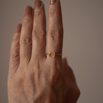 SQUARE WIRE 14K GOLD RING