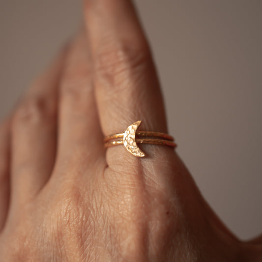 HAMMERED MOON STACKING 14K GOLD RINGS SET