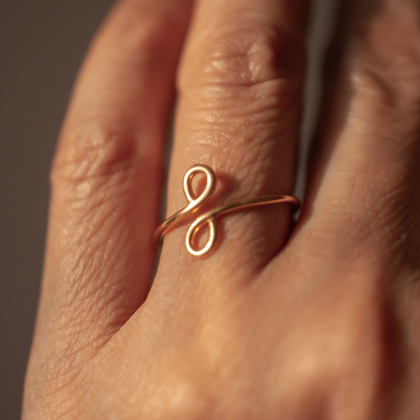 LOOP OPEN WIRE 14K GOLD RING